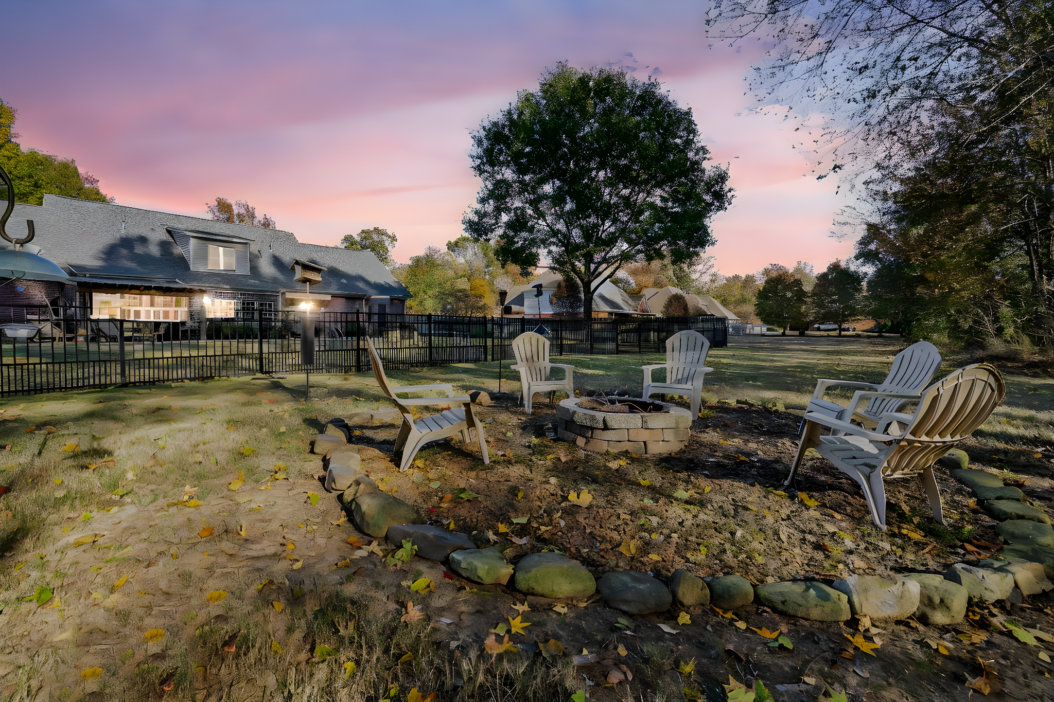 2255 Appleton Dr-41 day to dusk.jpeg