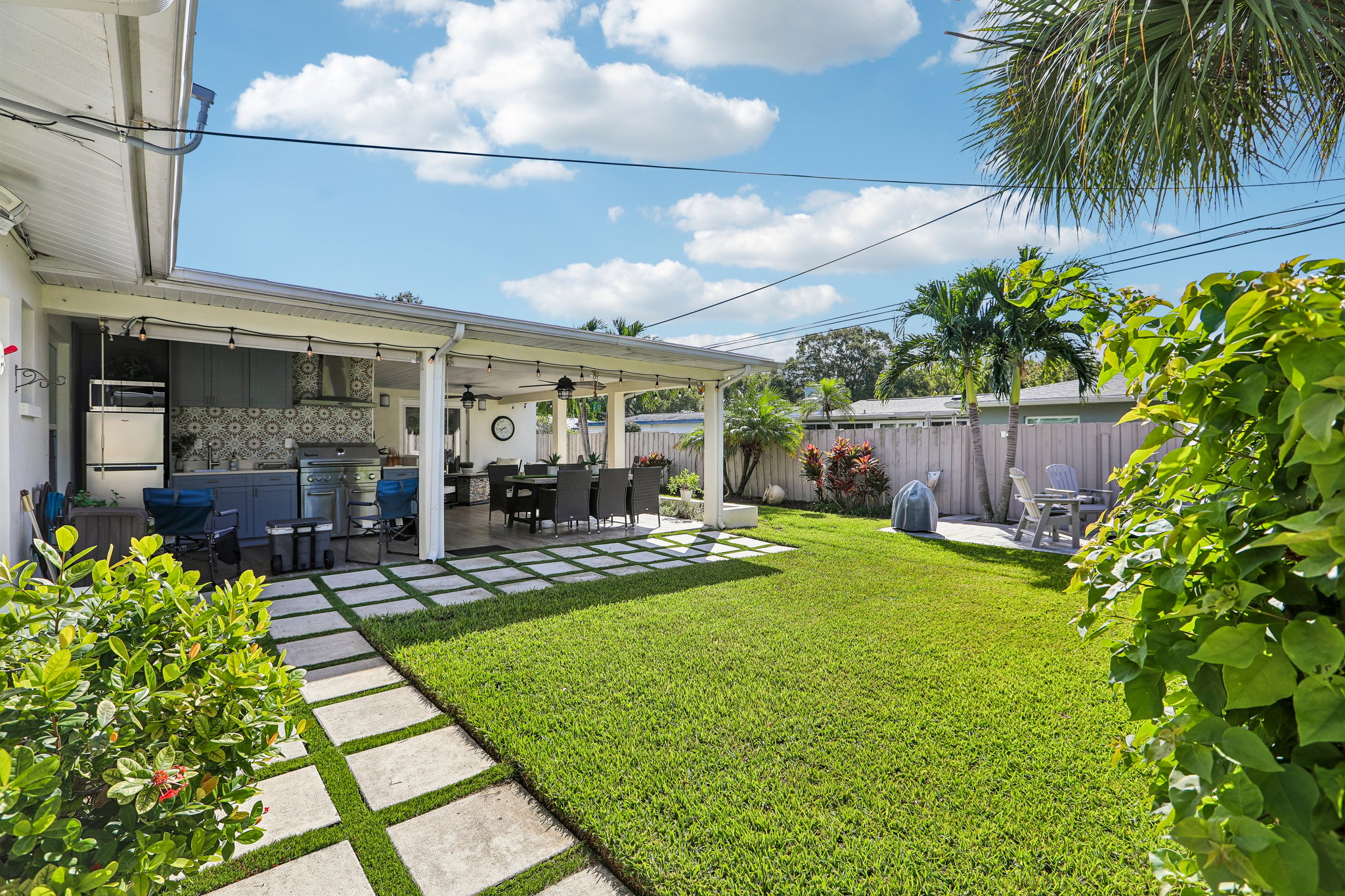 Habersham Dr-S3010-040.jpg