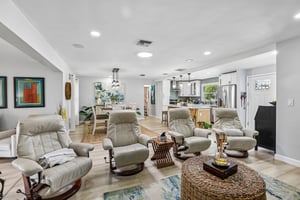 Habersham Dr-S3010-005.jpg