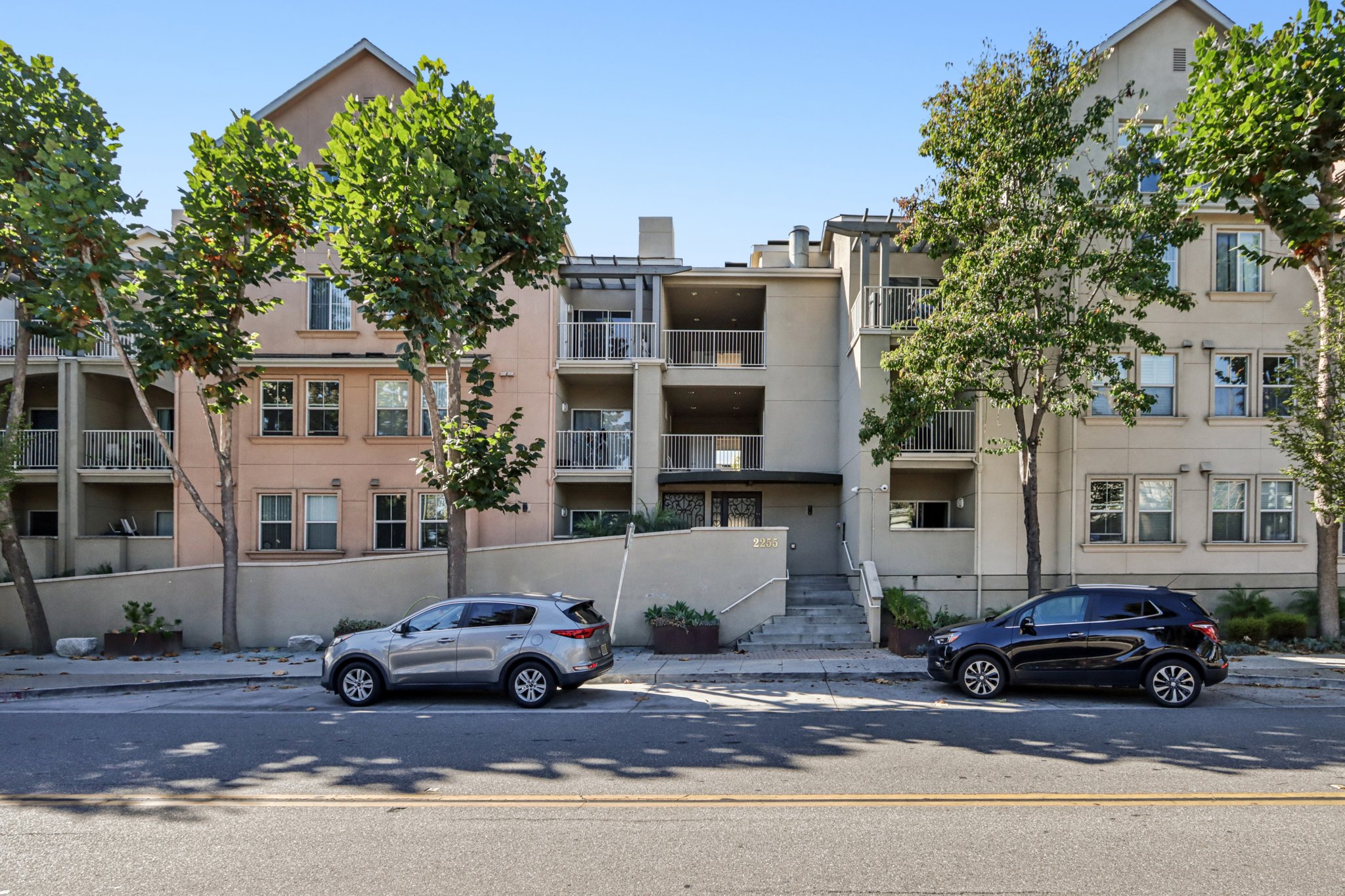 Showers Dr-S0311-001.jpg