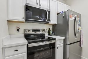 Showers Dr-S0311-015.jpg