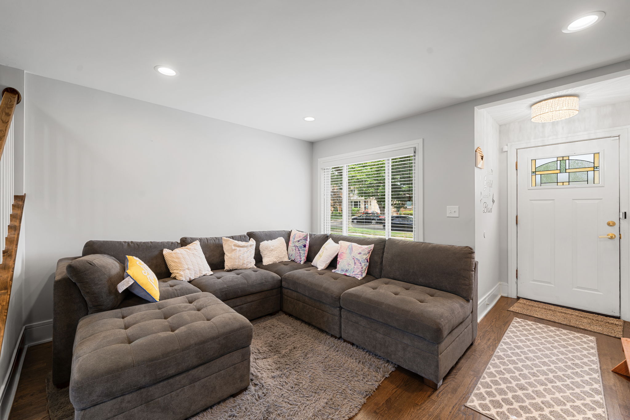  Photo 4