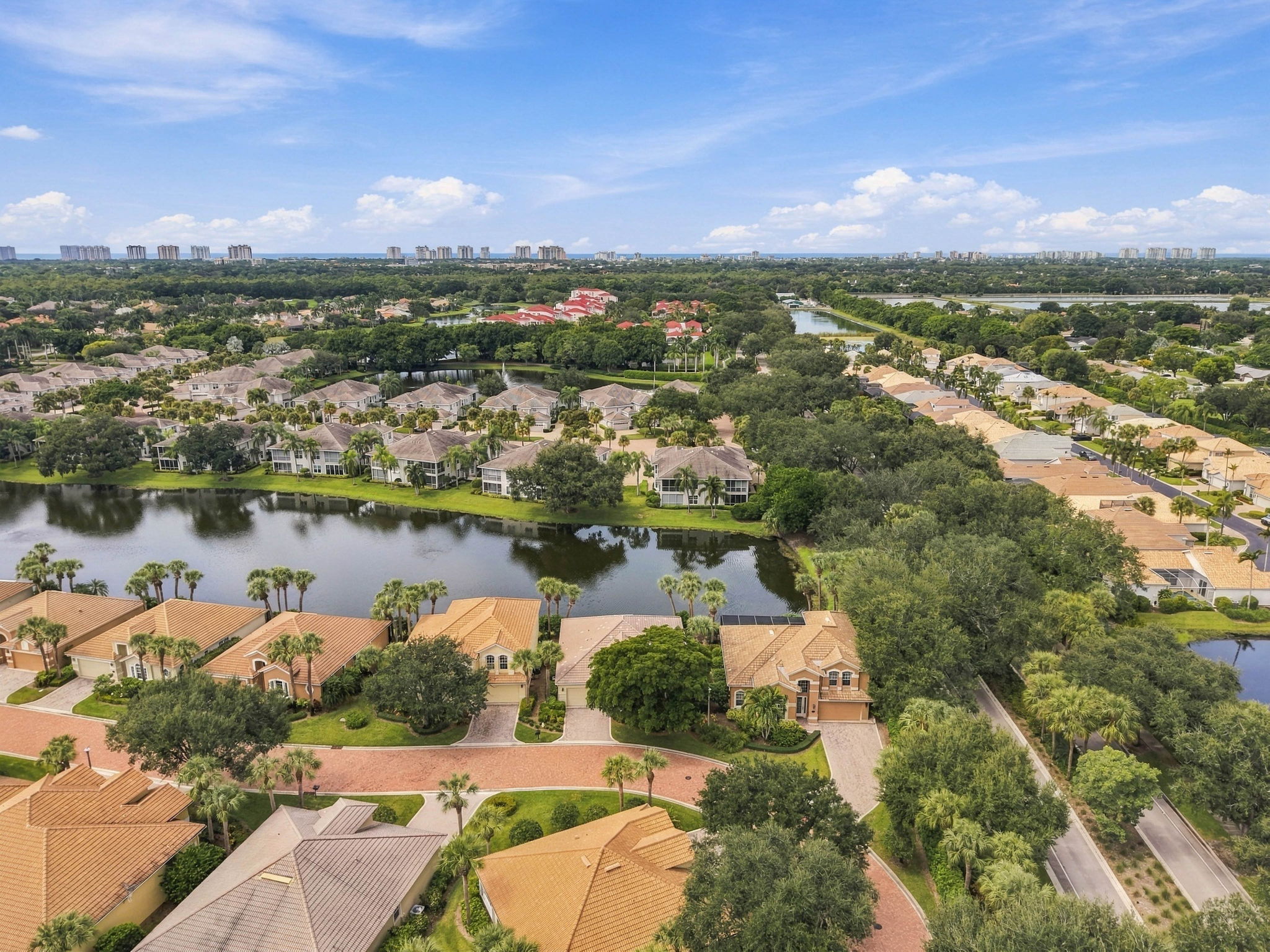  Photo 39