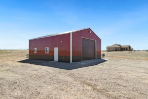 Detached Garage