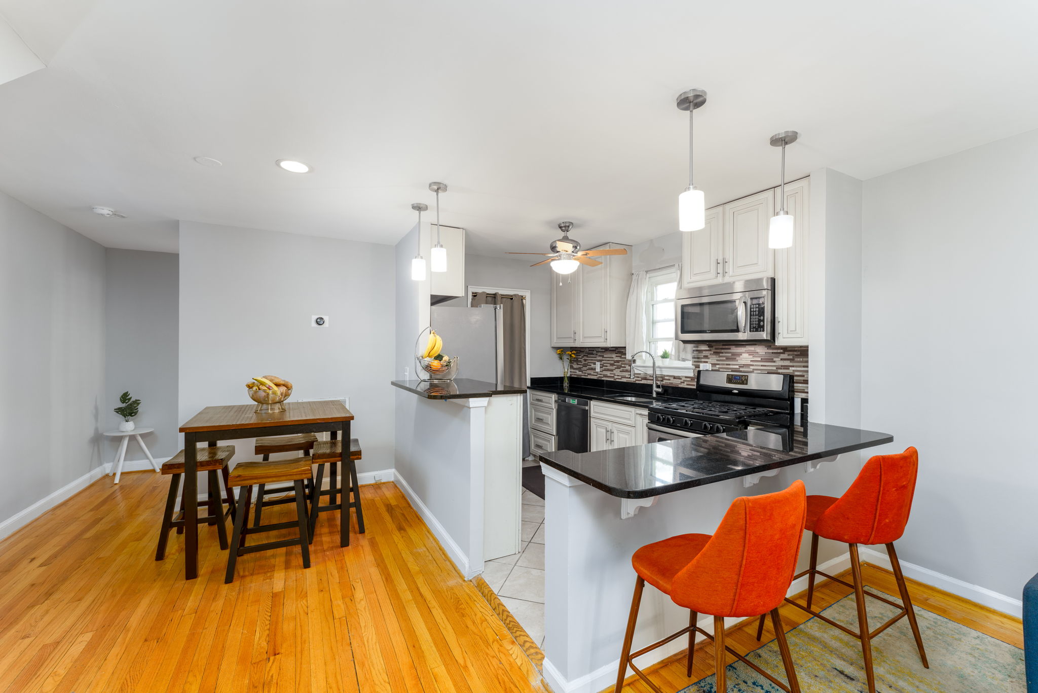 2256 S St SE 00008