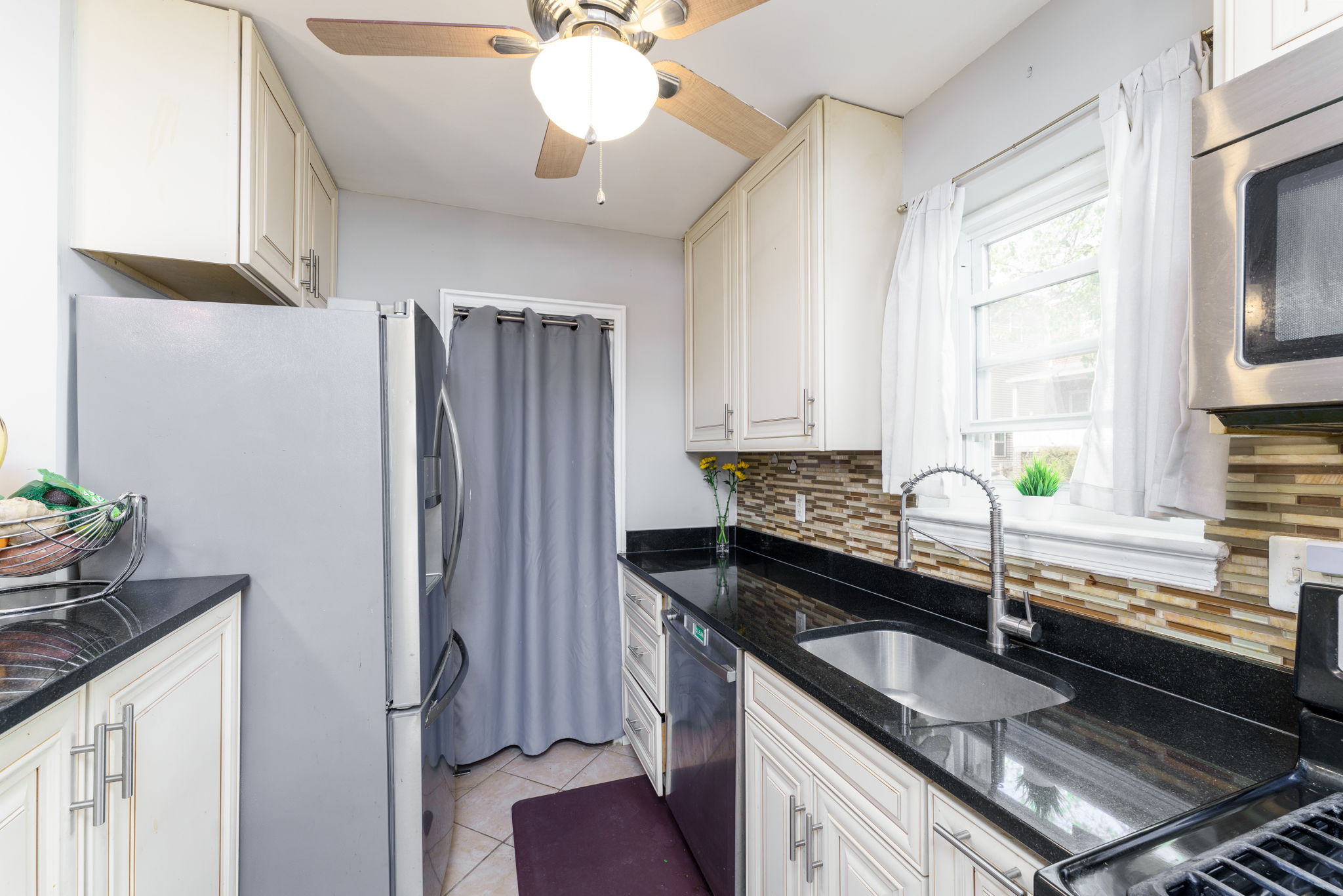 2256 S St SE 00010