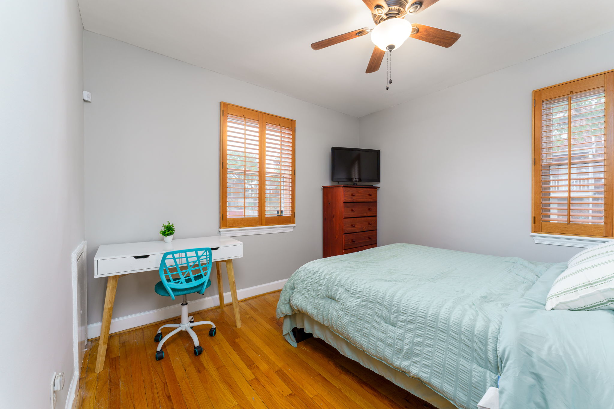 2256 S St SE 00020