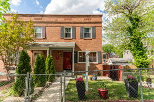 2256 S St SE 00001