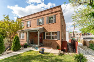 2256 S St SE 00002