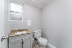 2256 S St SE 00018