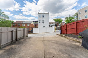 2256 S St SE 00030