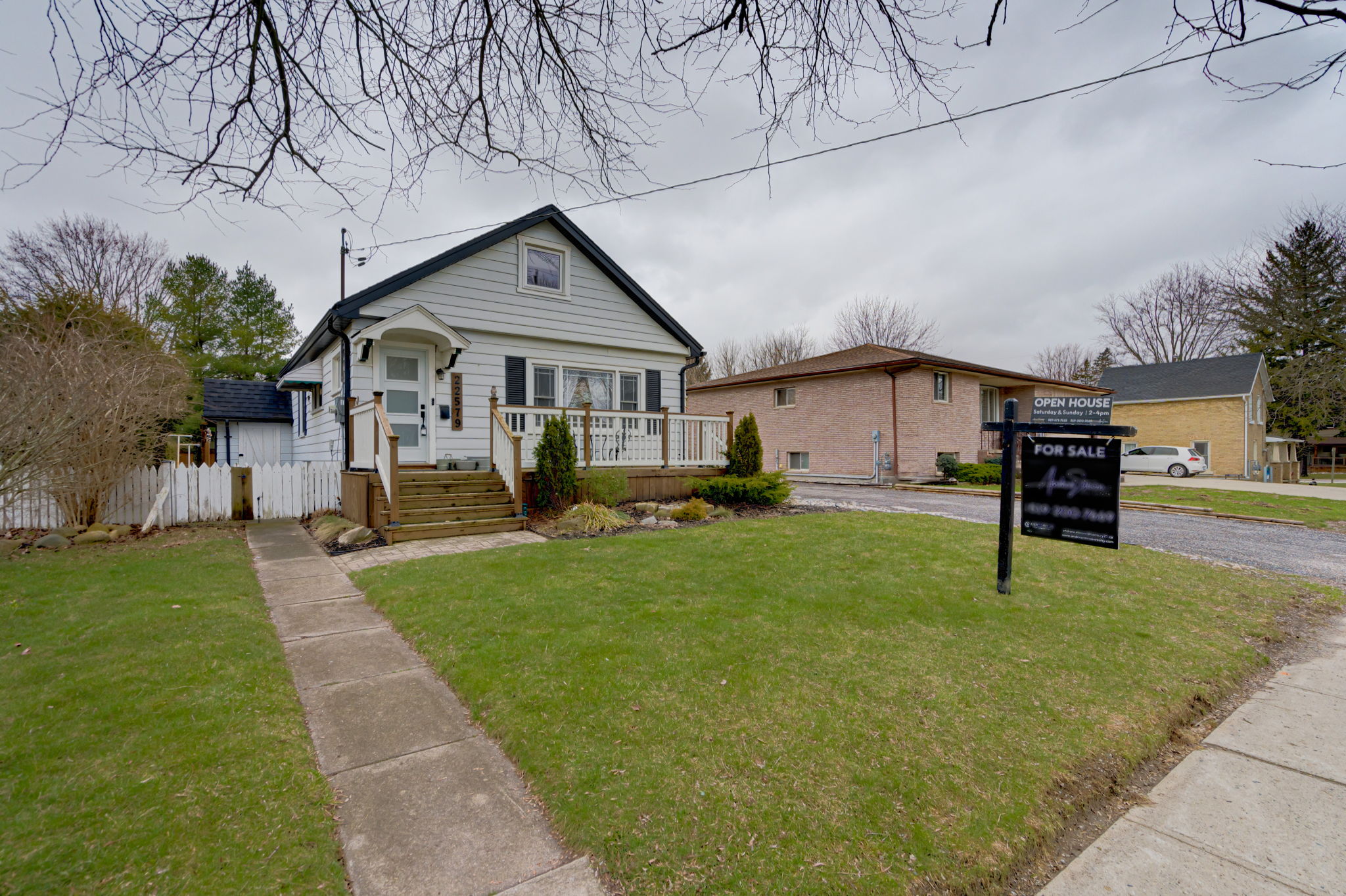 22579 Adelaide Rd, Mount Brydges, ON N0L 1W0 TourMe.ca / Lemontree