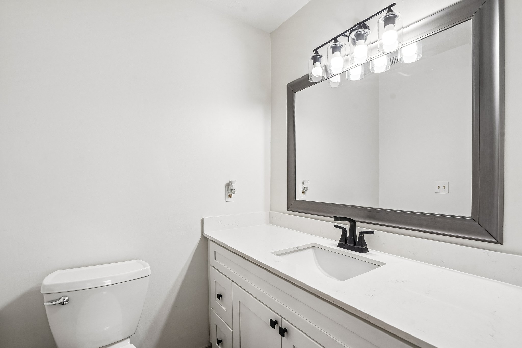 Lebanon Pike 40-S2904-018.jpg