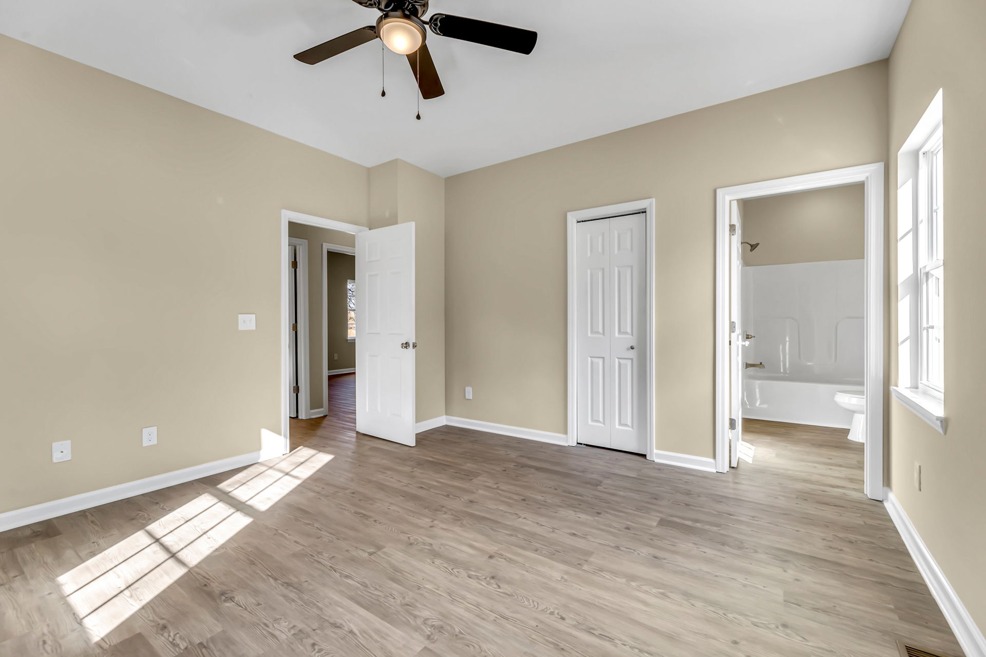 2258 Melrose Dr, Burlington, NC 27217, USA Photo 19