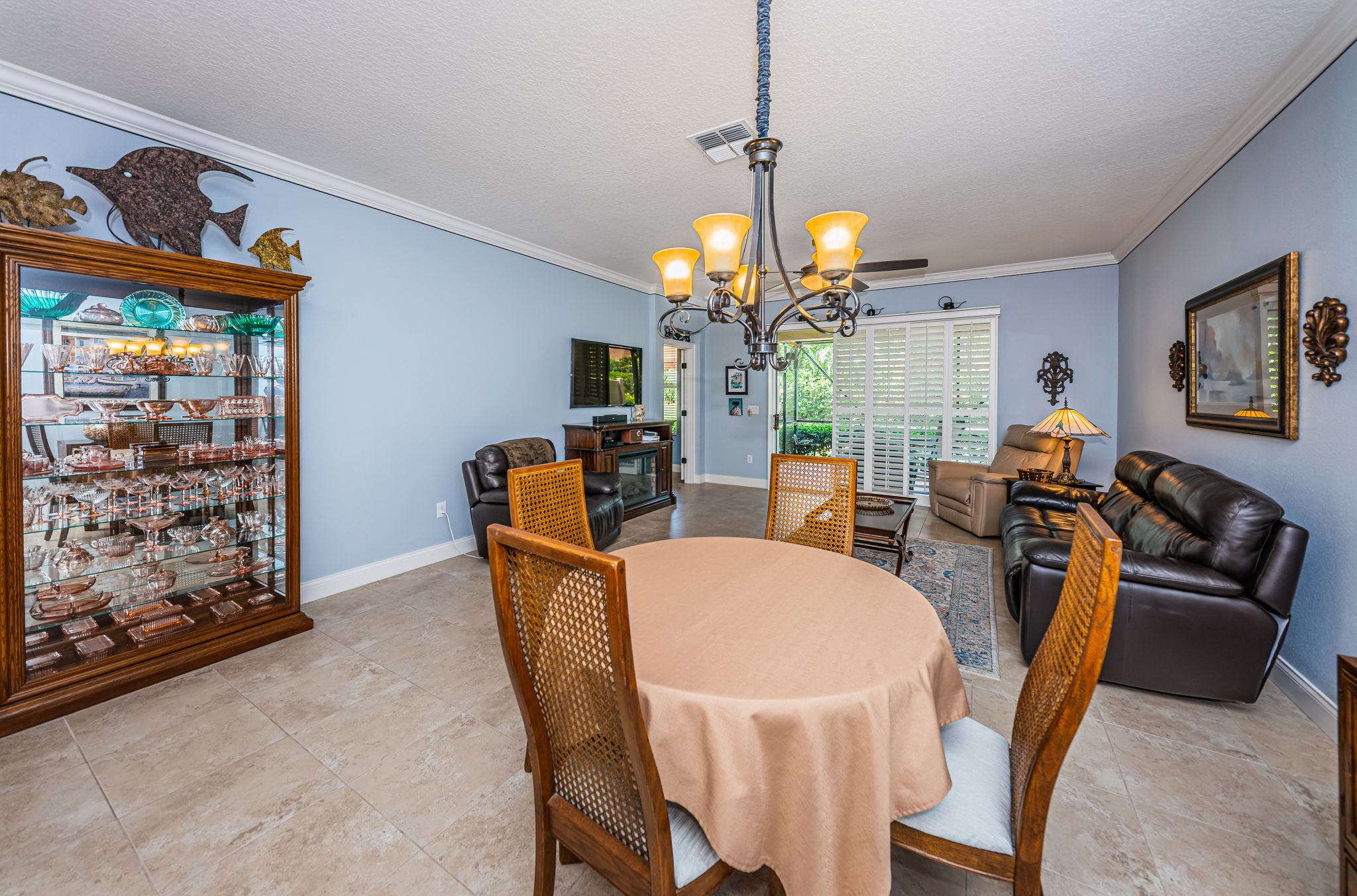 Dining Room2