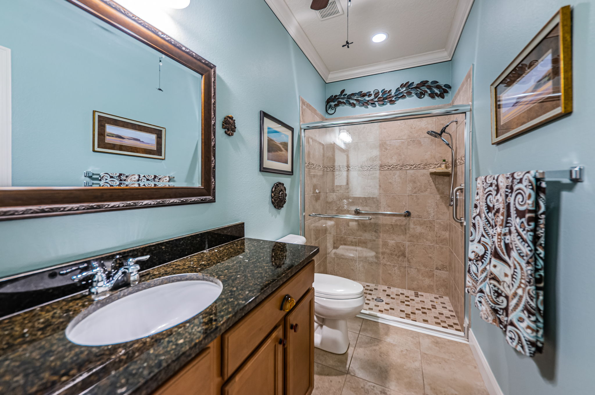 Bathroom2