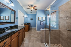 Master Bathroom1a