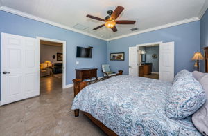 Master Bedroom1b