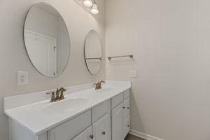  Photo 39