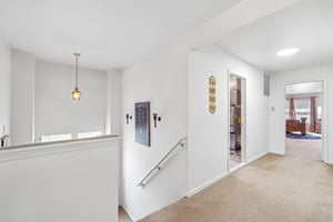 Elaine Court-S2907-030.jpg