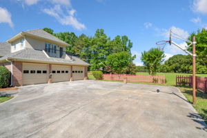  Photo 0