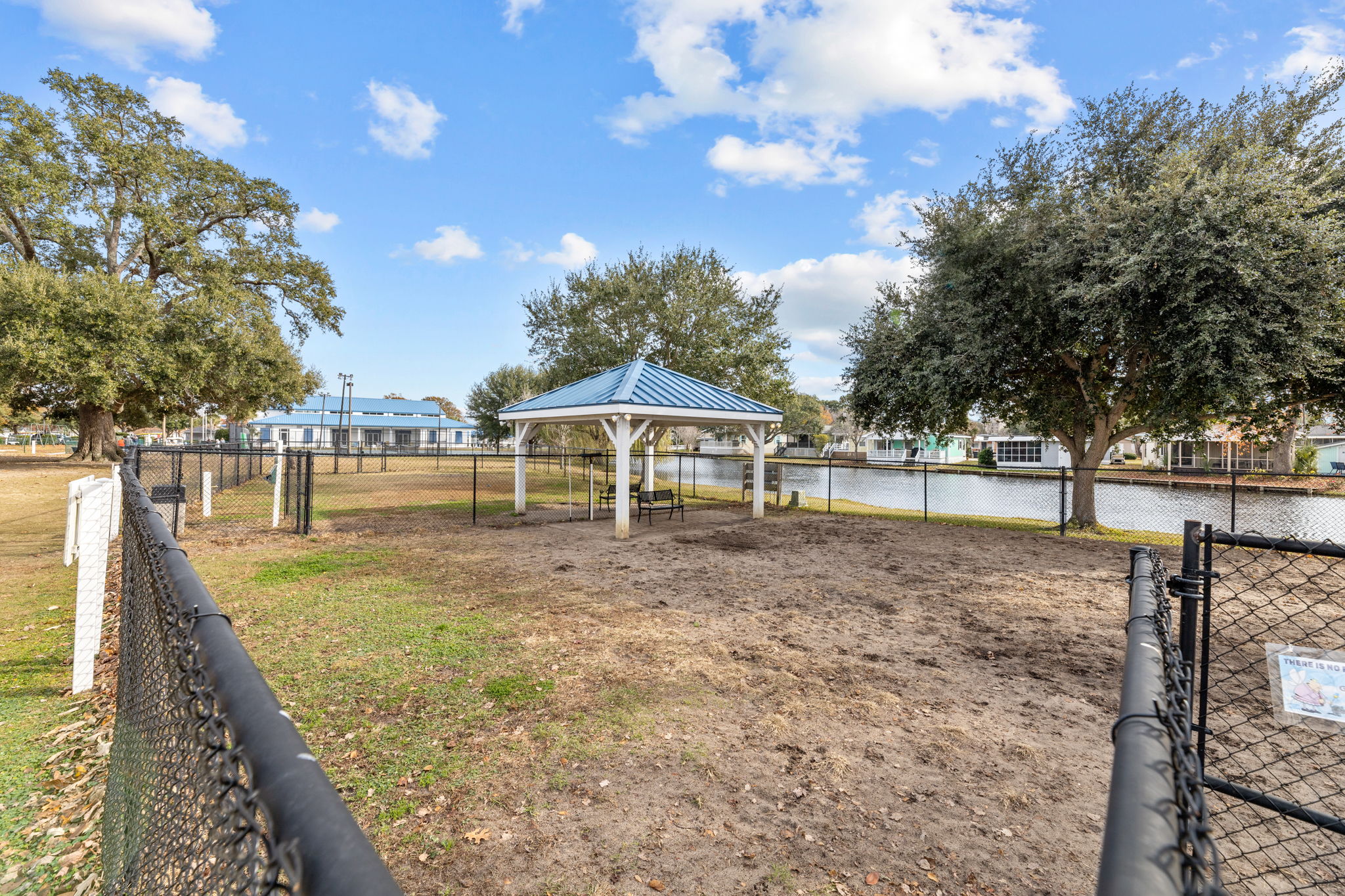 Photo 73