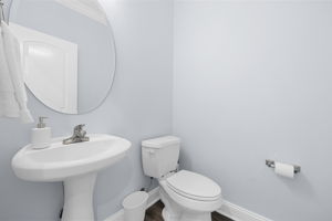  Photo 32
