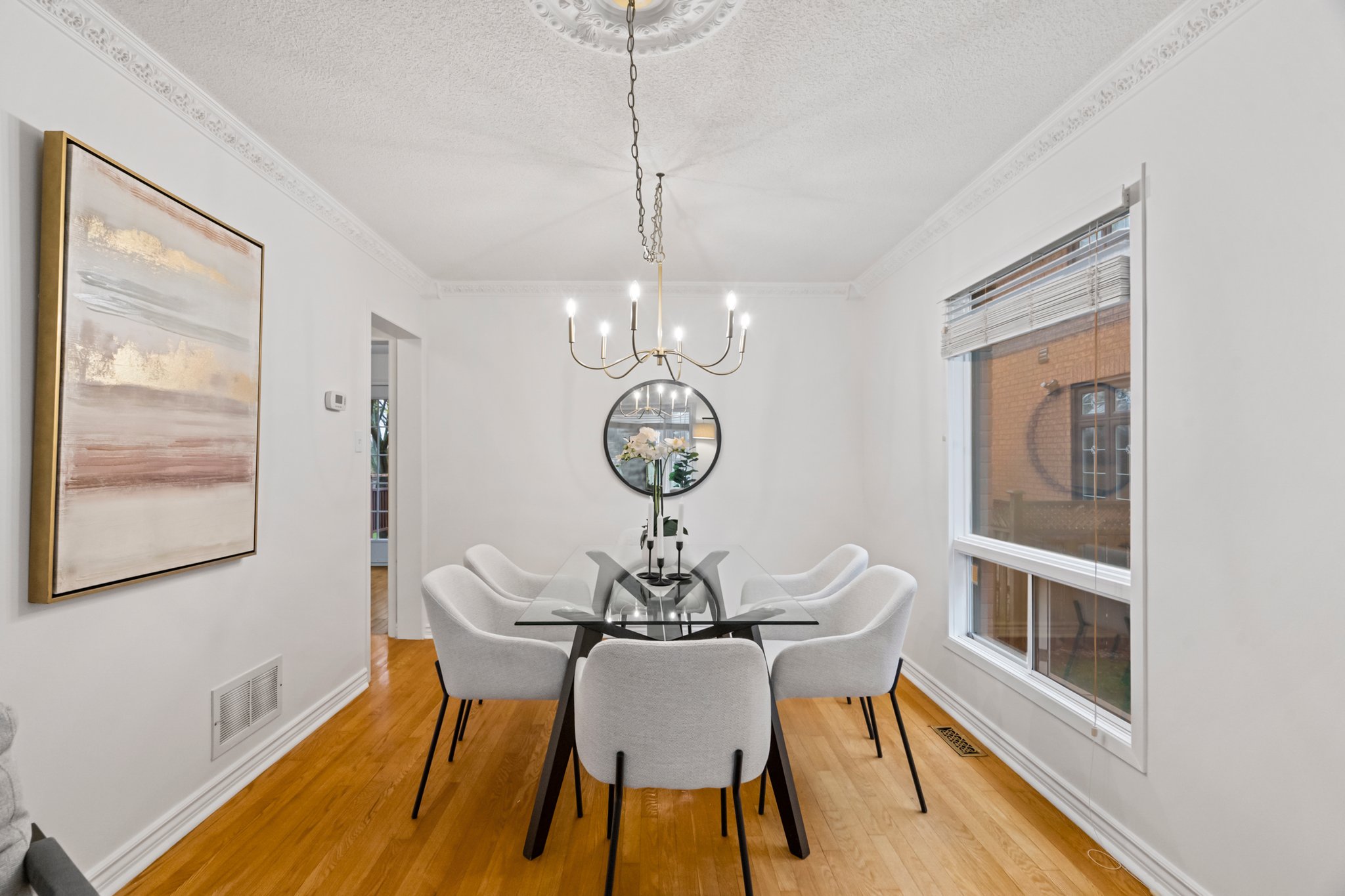 226 Howell Rd Oakville, ON L6H 5Y7