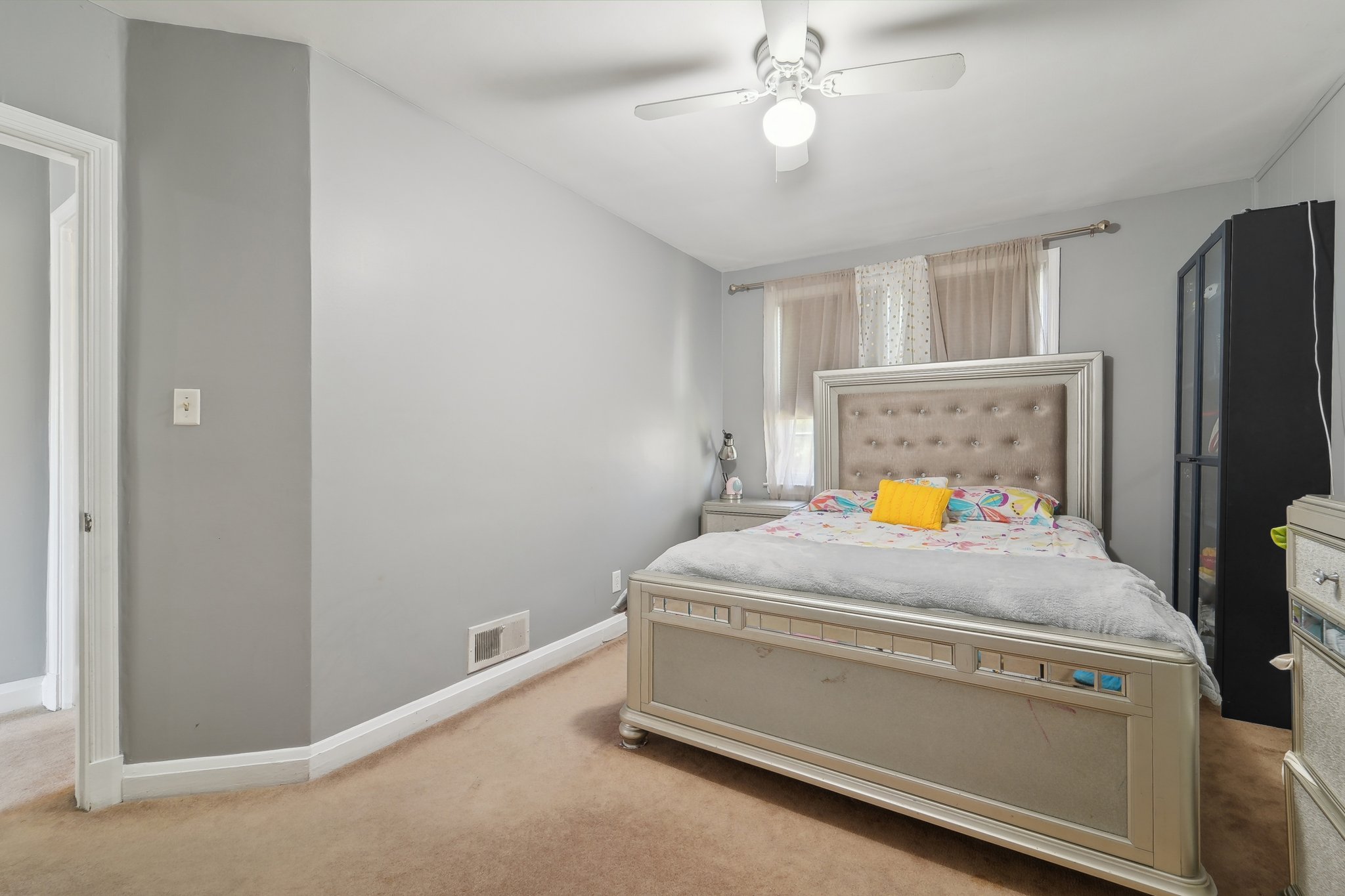 Medwick Garth E-2804-018.jpg