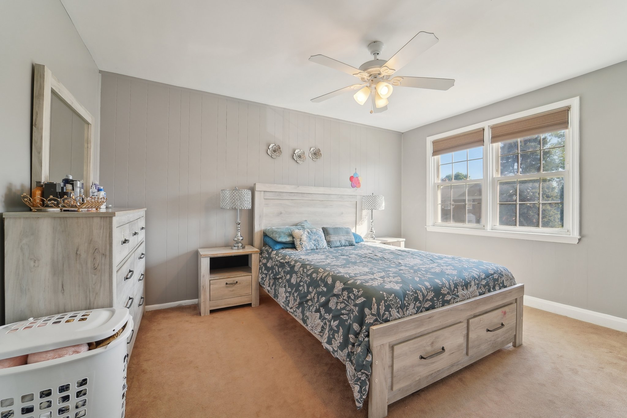 Medwick Garth E-2804-019.jpg