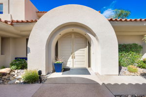 226 N Kavenish Dr, Rancho Mirage, CA 92270, USA Photo 11