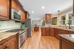 Gas Range-Stainless Appliances