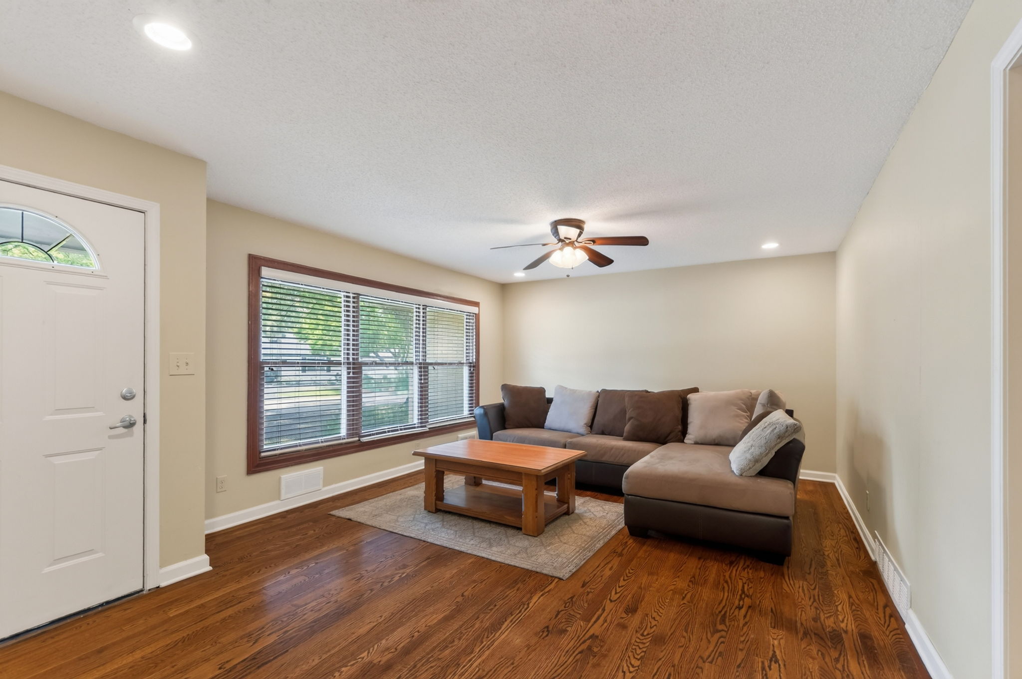 226 NW 43 St-015