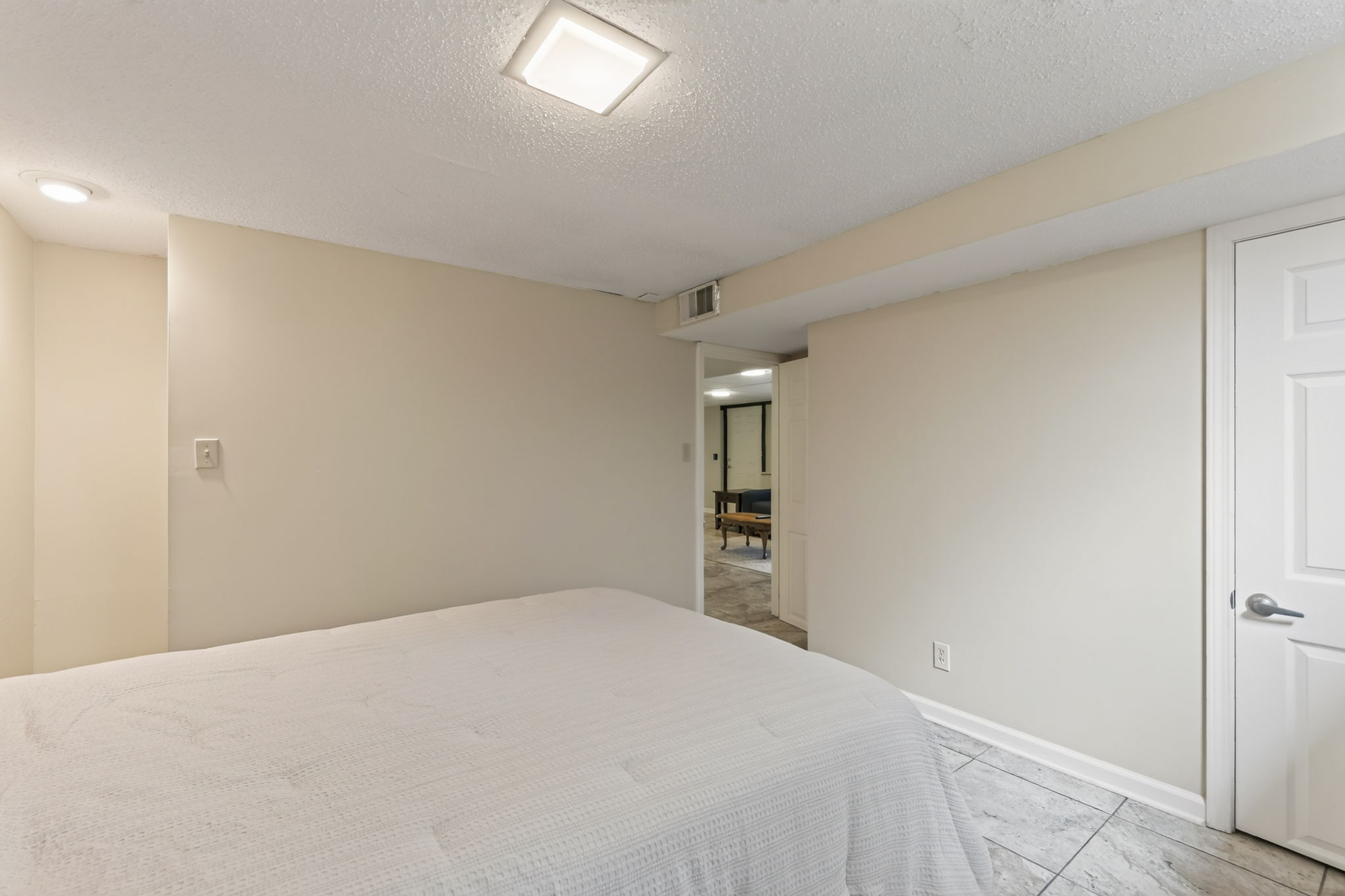 226 NW 43 St-041