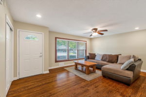 226 NW 43 St-014
