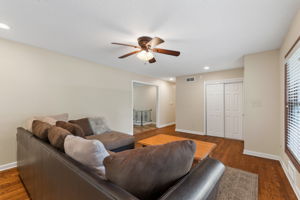 226 NW 43 St-016