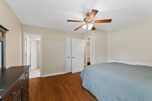 226 NW 43 St-026