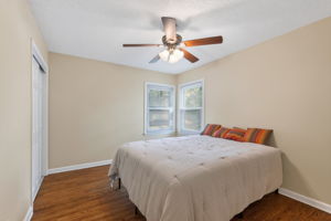 226 NW 43 St-031