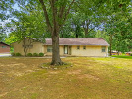 226 NW 43 St-001