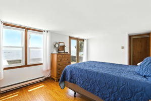  Photo 40