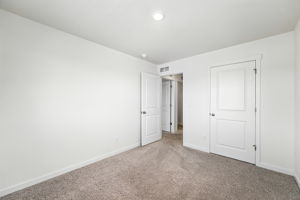  Photo 49