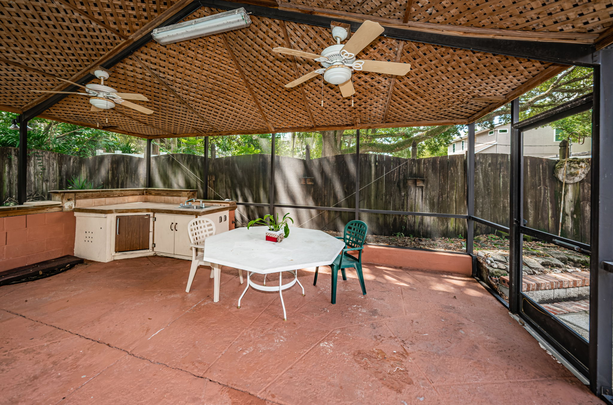Lanai1