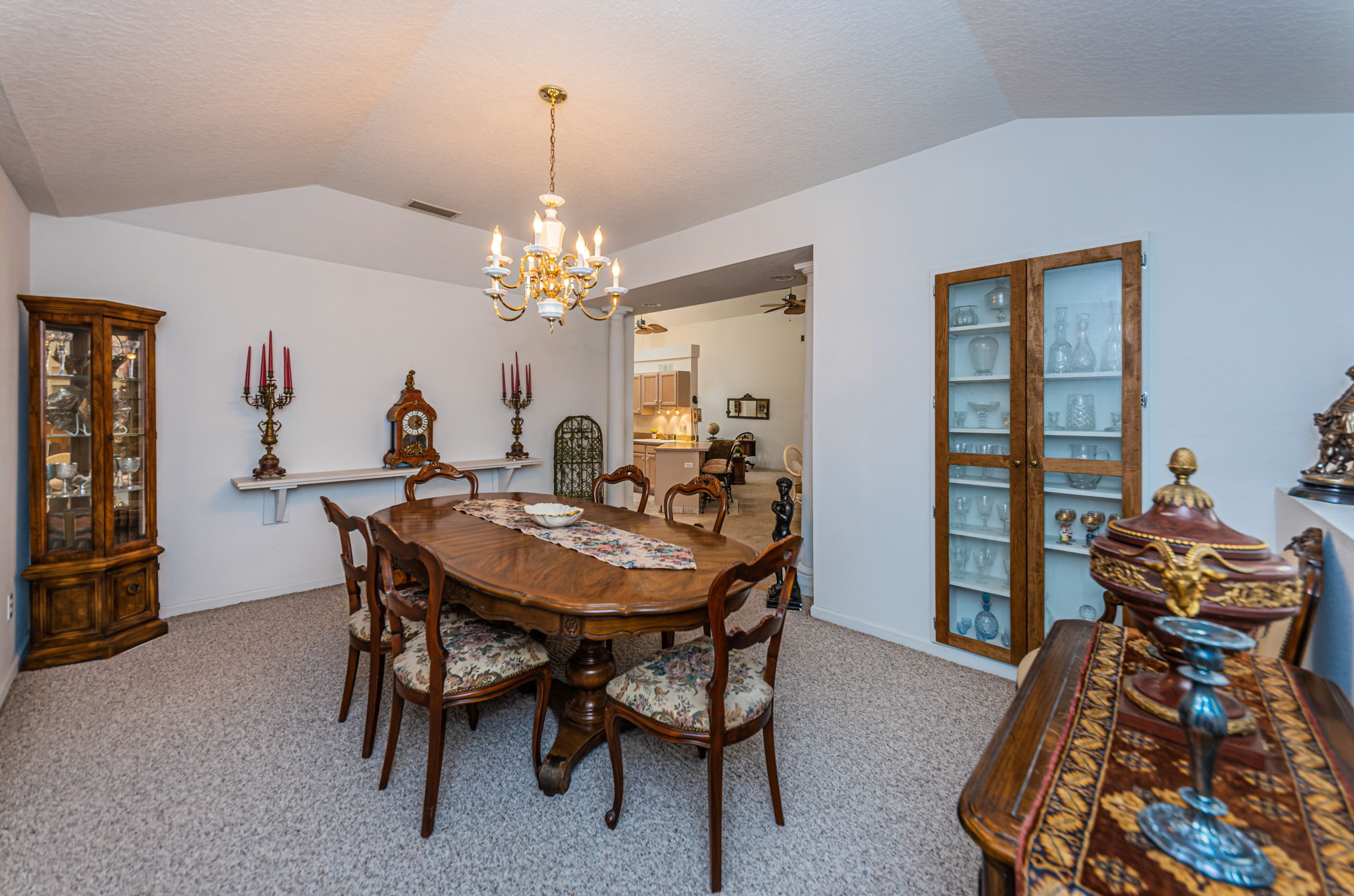Dining Room3