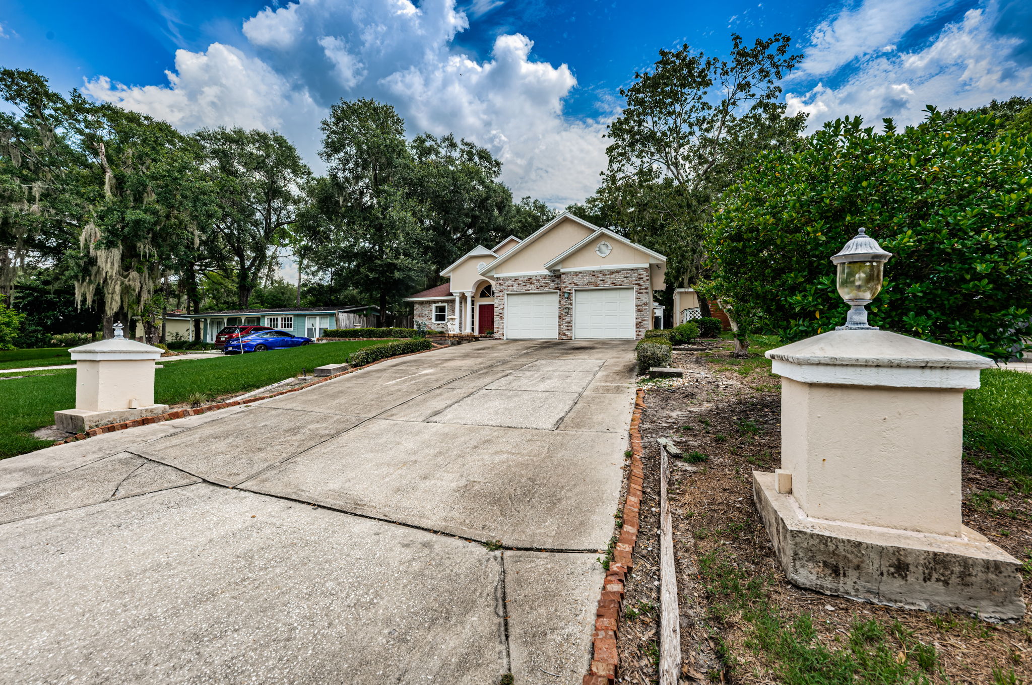 Front Exterior6