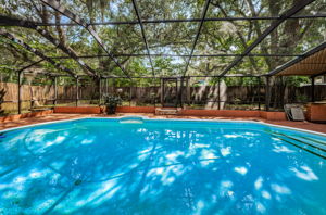 Pool2