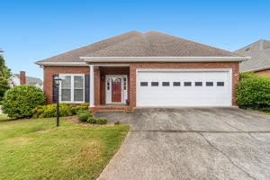 Welcome to 2260 Burlington Ln