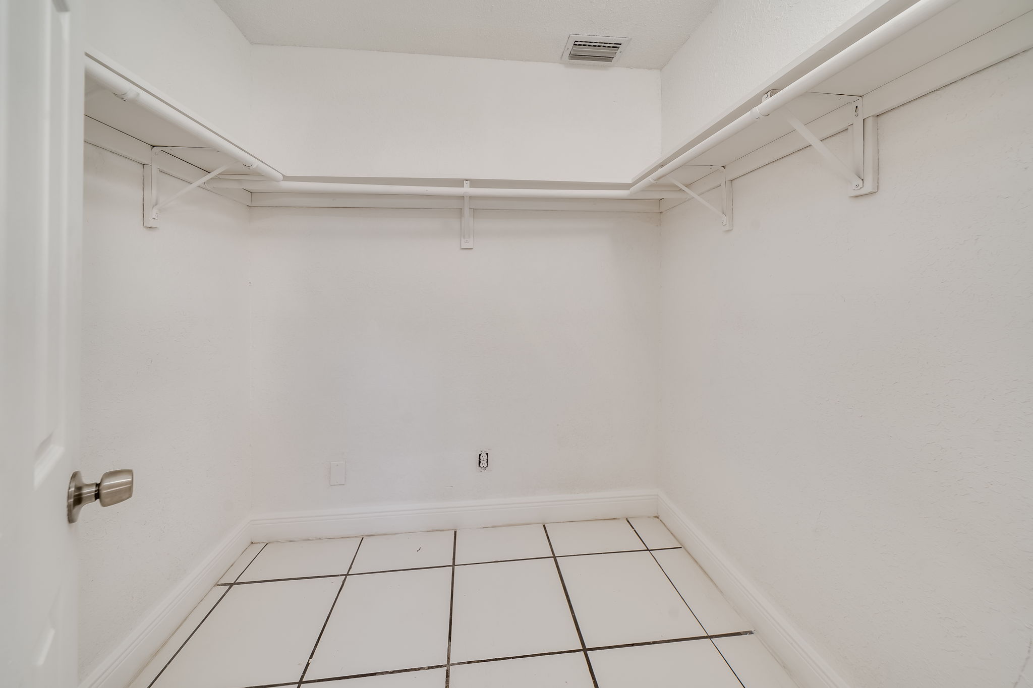 7265 NW 54th Ct, Lauderhill, FL 33319, USA Photo 23
