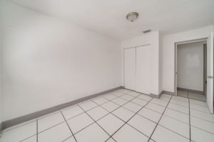 7265 NW 54th Ct, Lauderhill, FL 33319, USA Photo 18