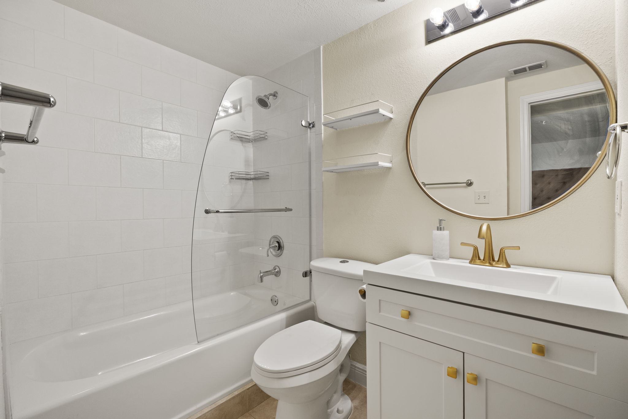 Guest Bathroom 1 of 2