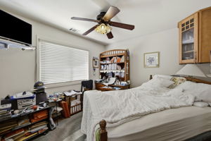  Photo 37